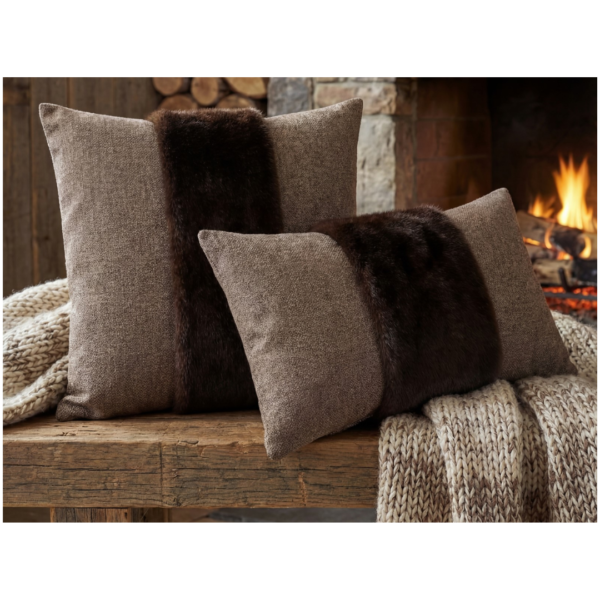 Pagalvėlė MARRON 30x50 ruda