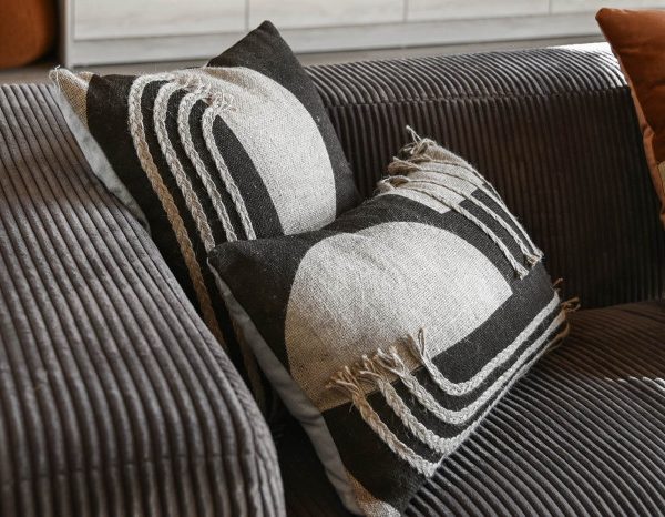 Pagalvele-JUTE-45x45-ruda